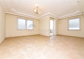 شقة 4+1 مع مطبخ منفصل في محمودلار