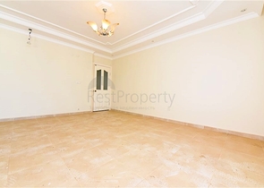 شقة 4+1 مع مطبخ منفصل في محمودلار