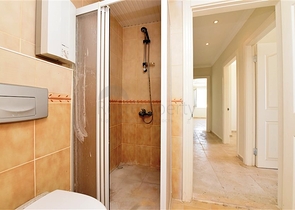 شقة 4+1 مع مطبخ منفصل في محمودلار