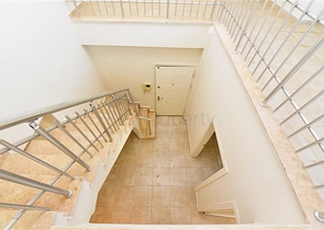 شقة 4+1 مع مطبخ منفصل في محمودلار