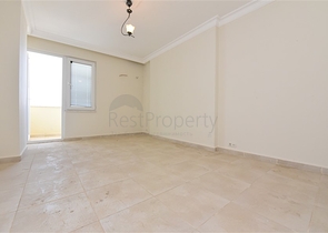 شقة 4+1 مع مطبخ منفصل في محمودلار