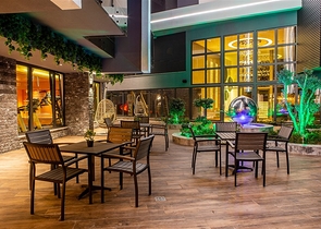 شقة مريحة بغرفة نوم واحدة من فئة متميزة في منطقة كليوباترا