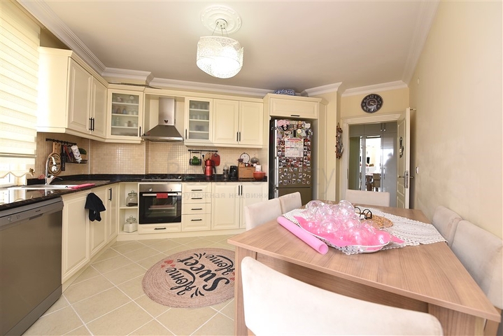 شقة مفروشة 2 + 1 في منطقة كليوباترا 