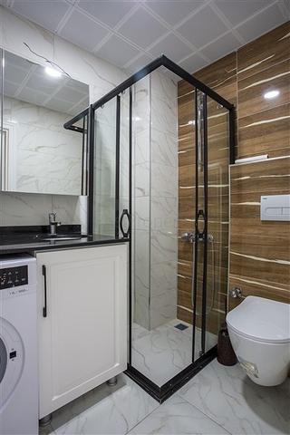 شقة مفروشة 2 + 1 من المالك في مجمع مرموق في منطقة أوبا