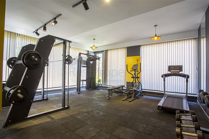 شقة مفروشة 2 + 1 من المالك في مجمع مرموق في منطقة أوبا