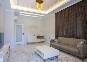 شقة مفروشة 2 + 1 من المالك في مجمع مرموق في منطقة أوبا