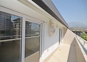 بنتهاوس في مجمع جديد بسعر معقول جدا