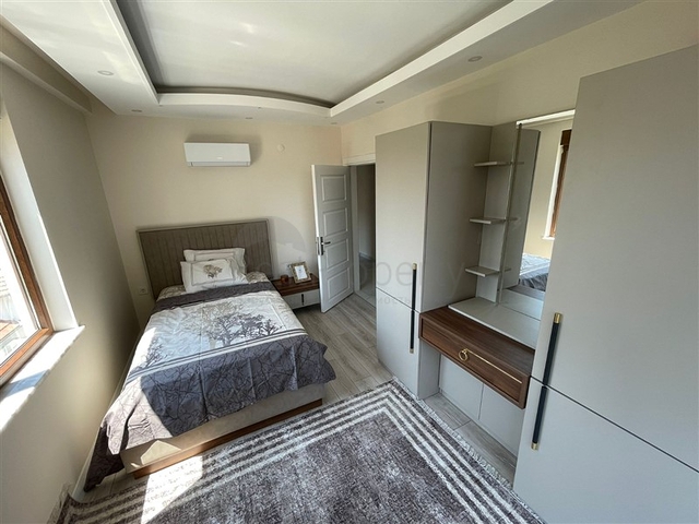 بنتهاوس من خمس غرف في أفسالار مطلة على البحر