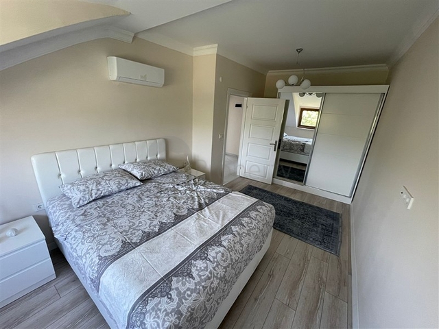 بنتهاوس من خمس غرف في أفسالار مطلة على البحر