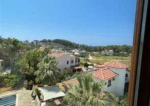 بنتهاوس من خمس غرف في أفسالار مطلة على البحر