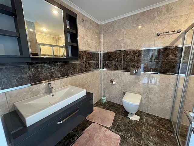 شقة 3+1 مع مطبخ منفصل في منطقة محمودلار