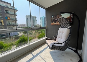 شقة 3+1 مع مطبخ منفصل في منطقة محمودلار