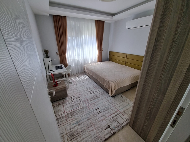 سعر منافس - شقة مؤثثة -طابق مرتفع - ضمن مجمع سكني في مهموتلار / الانيا 