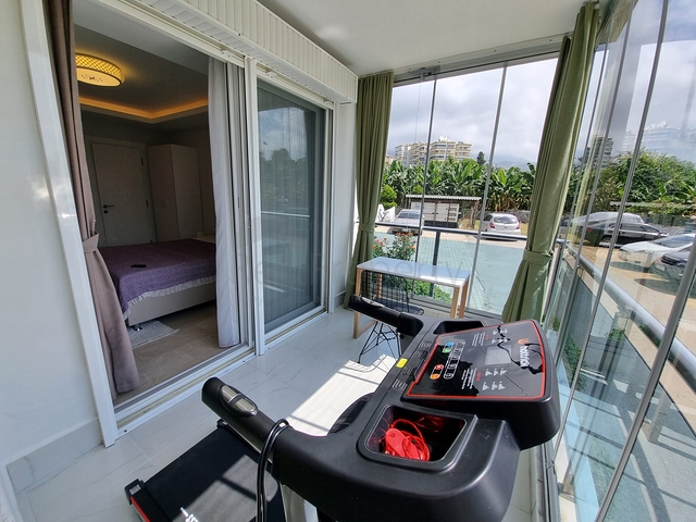 سعر منافس - شقة مؤثثة -طابق مرتفع - ضمن مجمع سكني في مهموتلار / الانيا 