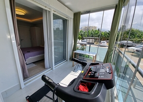 سعر منافس - شقة مؤثثة -طابق مرتفع - ضمن مجمع سكني في مهموتلار / الانيا 