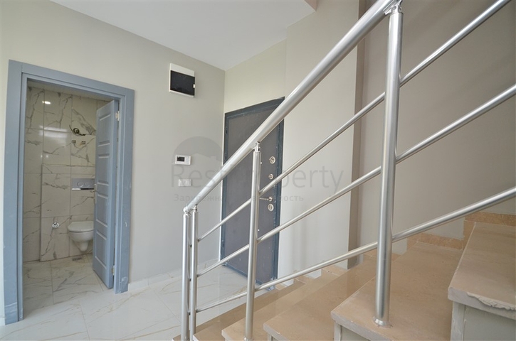 بنتهاوس واسع 3+1 مع إطلالات على البحر والجبل