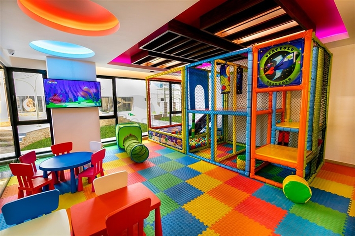 شقة مفروشة 1 + 1 في محمودلار مطلة على البحر