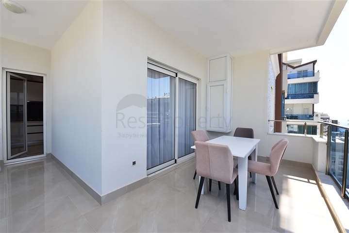 شقة مفروشة 1 + 1 في محمودلار مطلة على البحر