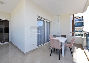 شقة مفروشة 1 + 1 في محمودلار مطلة على البحر