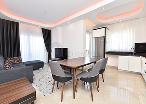 شقة مفروشة 1 + 1 في محمودلار مطلة على البحر