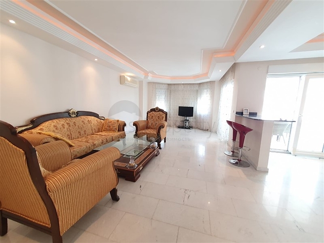 شقة 2 + 1 على الساحل الأول في توسمورا