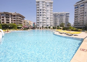 شقة 2 + 1 على الساحل الأول في توسمورا