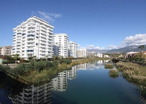 شقة 2 + 1 على الساحل الأول في توسمورا