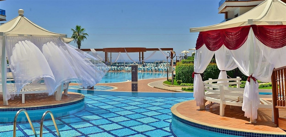 شقة 1+1 في محمودلار