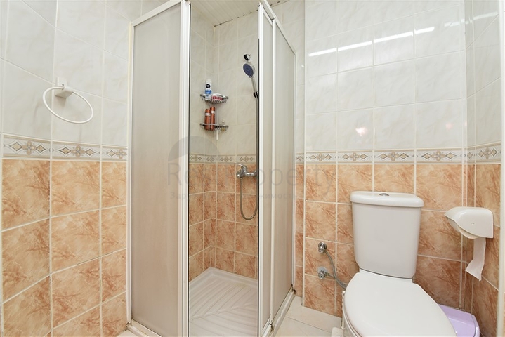 شقة 1+1 في منطقة توسمور 