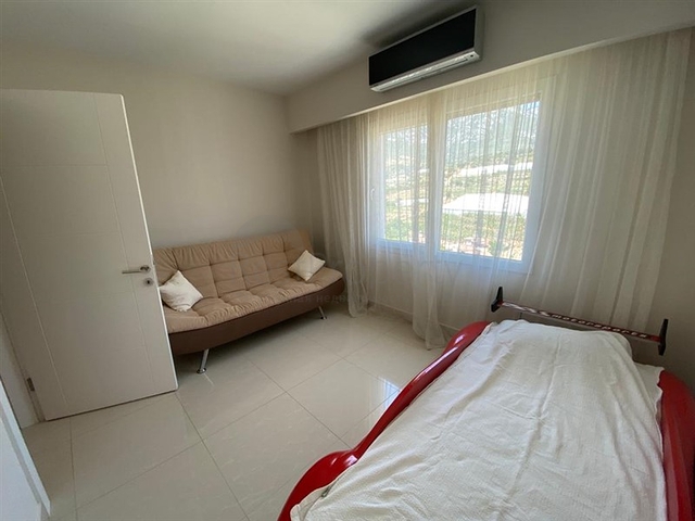 شقق من أربع غرف في محمودلار