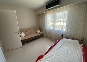 شقق من أربع غرف في محمودلار