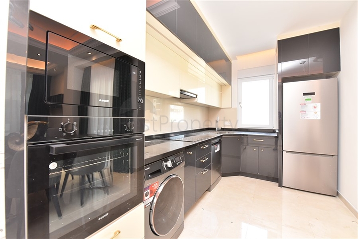 شقق 1+1 في مجمع سكني جديد