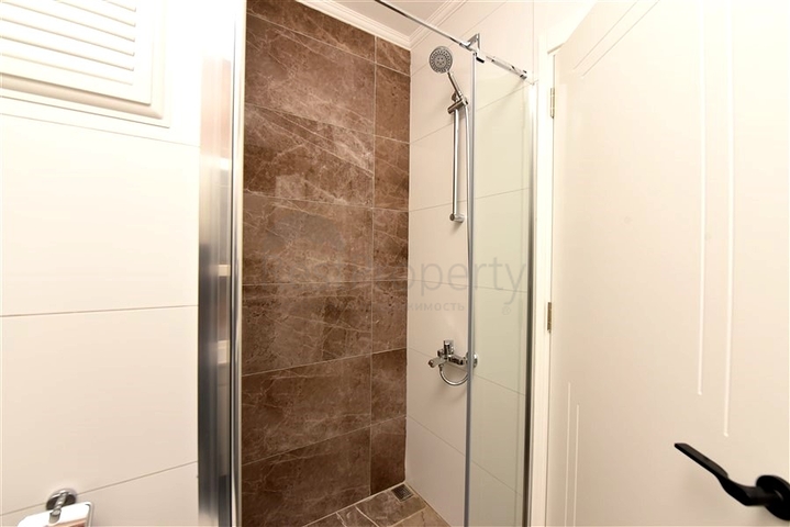 شقة 1+1 للبيع في حي محمودلار