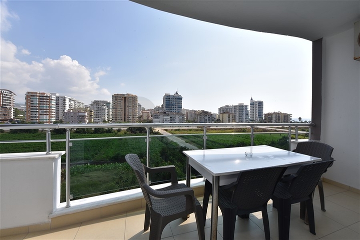 شقة فسيحة على مسافة قريبة من البحر في منطقة مريحة في كيستيل