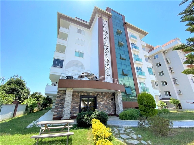 شقة فسيحة على مسافة قريبة من البحر في منطقة مريحة في كيستيل