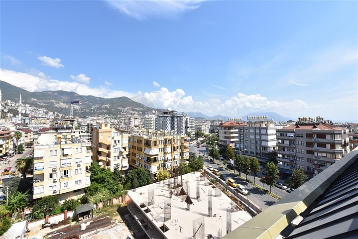 بنتهاوس فاخر 2 + 1 على كليوباترا