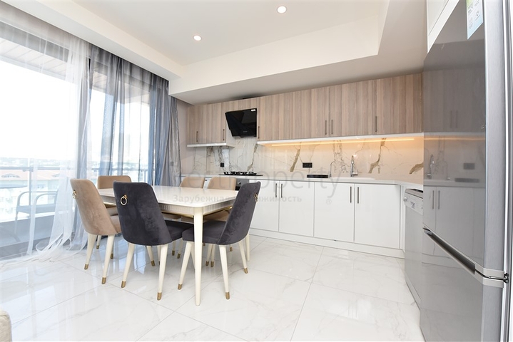 بنتهاوس فاخر 2 + 1 على كليوباترا