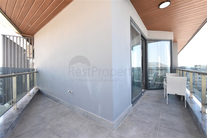 بنتهاوس فاخر 2 + 1 على كليوباترا