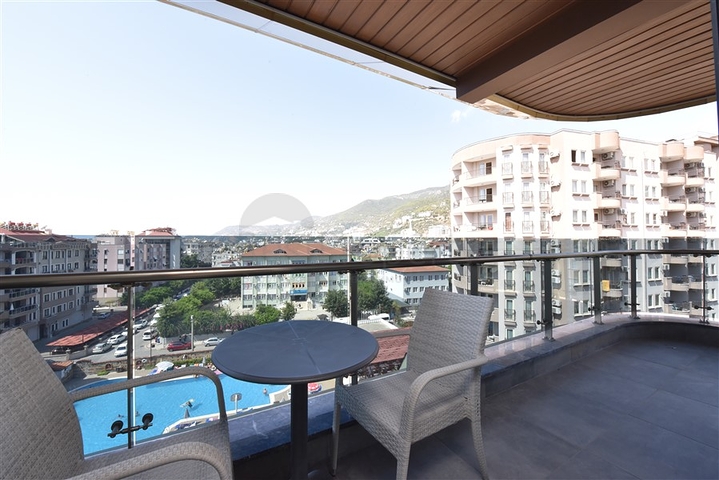 بنتهاوس فاخر 2 + 1 على كليوباترا