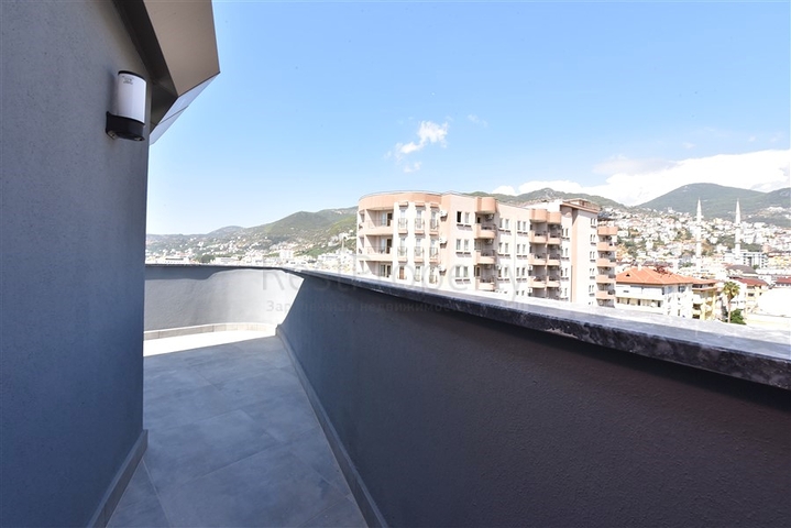 بنتهاوس فاخر 2 + 1 على كليوباترا