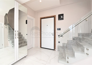 بنتهاوس فاخر 2 + 1 على كليوباترا