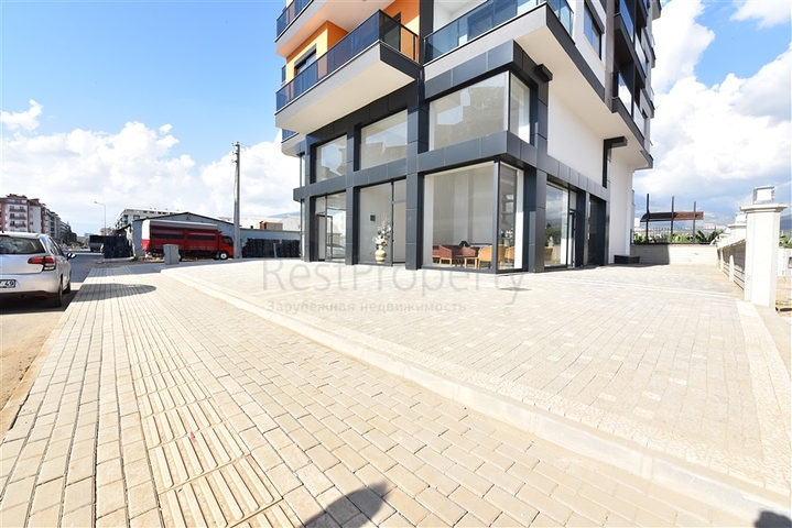 مباني تجارية مع إمكانية الوصول إلى الشارع المركزي لمنطقة كارجيجاك 