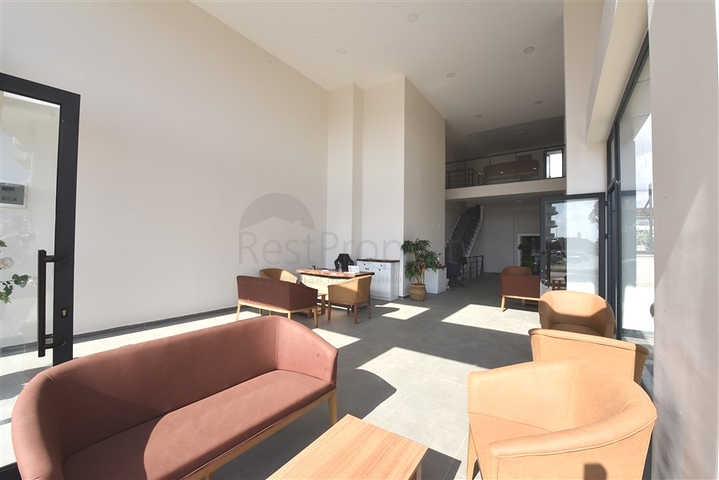 مباني تجارية مع إمكانية الوصول إلى الشارع المركزي لمنطقة كارجيجاك 