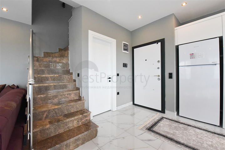 شقة دوبلكس 2 + 1 في مجمع سكني جديد في منطقة أوبا