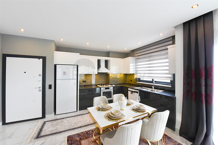 شقة دوبلكس 2 + 1 في مجمع سكني جديد في منطقة أوبا