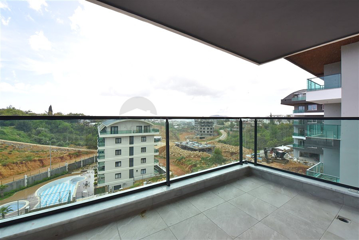 شقة دوبلكس 2 + 1 في مجمع سكني جديد في منطقة أوبا