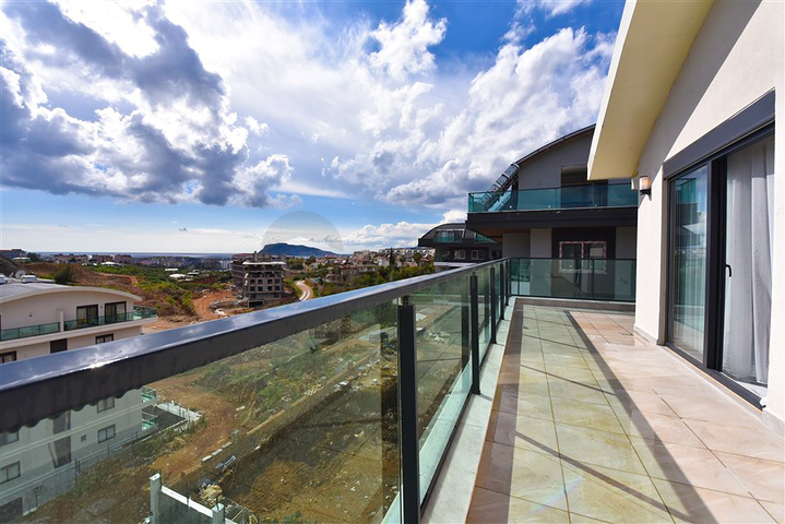 شقة دوبلكس 2 + 1 في مجمع سكني جديد في منطقة أوبا