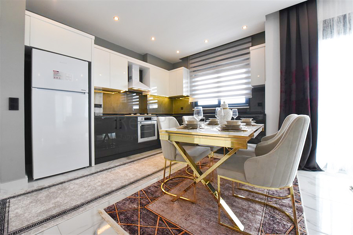 شقة دوبلكس 2 + 1 في مجمع سكني جديد في منطقة أوبا