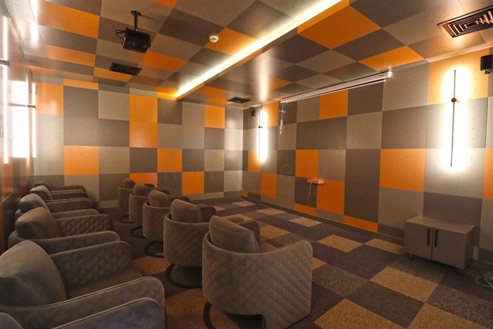 شقة 1+1 مطلة على البحر في مجمع جديد