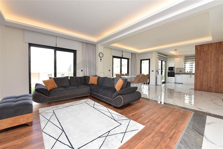 فيلا للإيجار في منطقة كارجيجاك